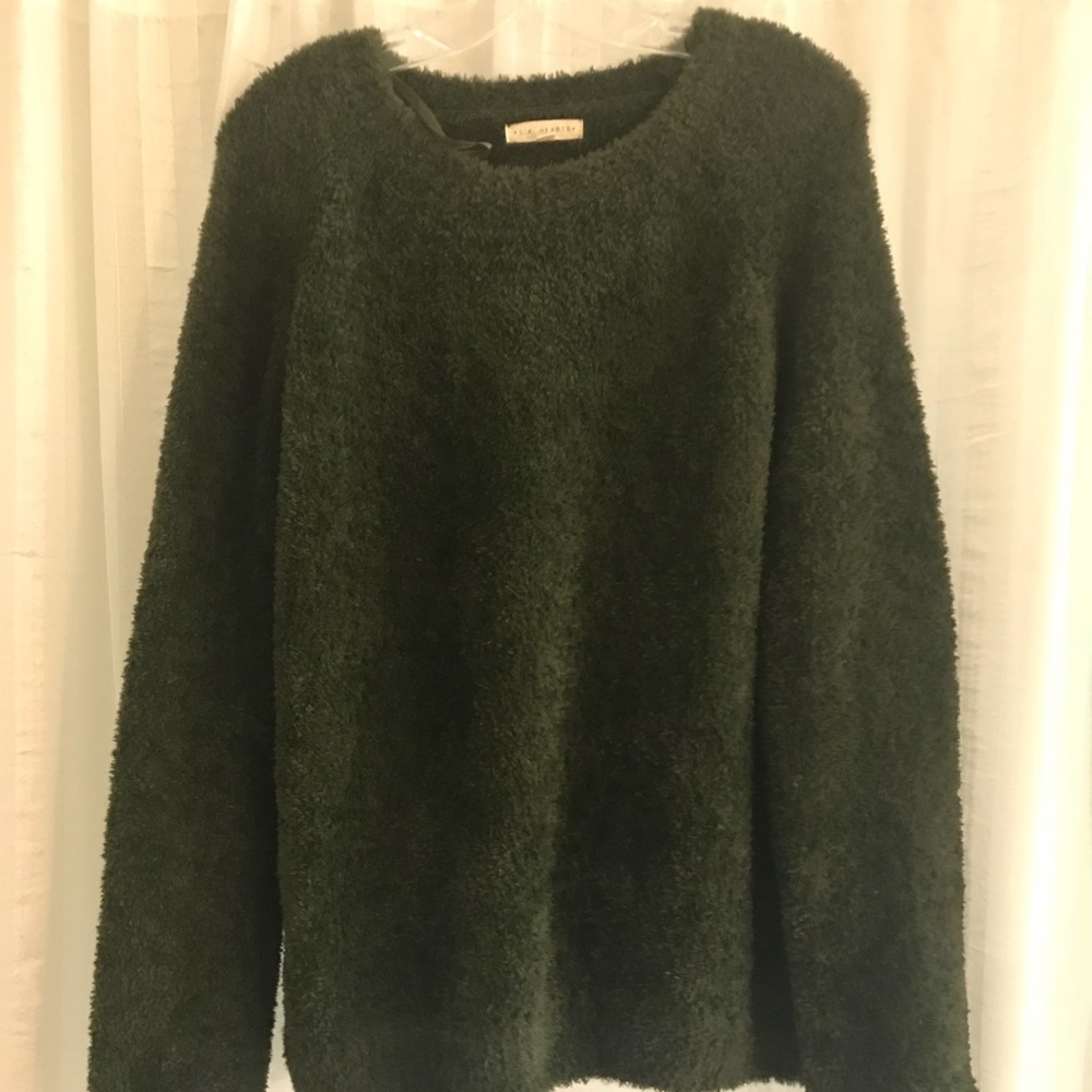 Hunter Green Sweater